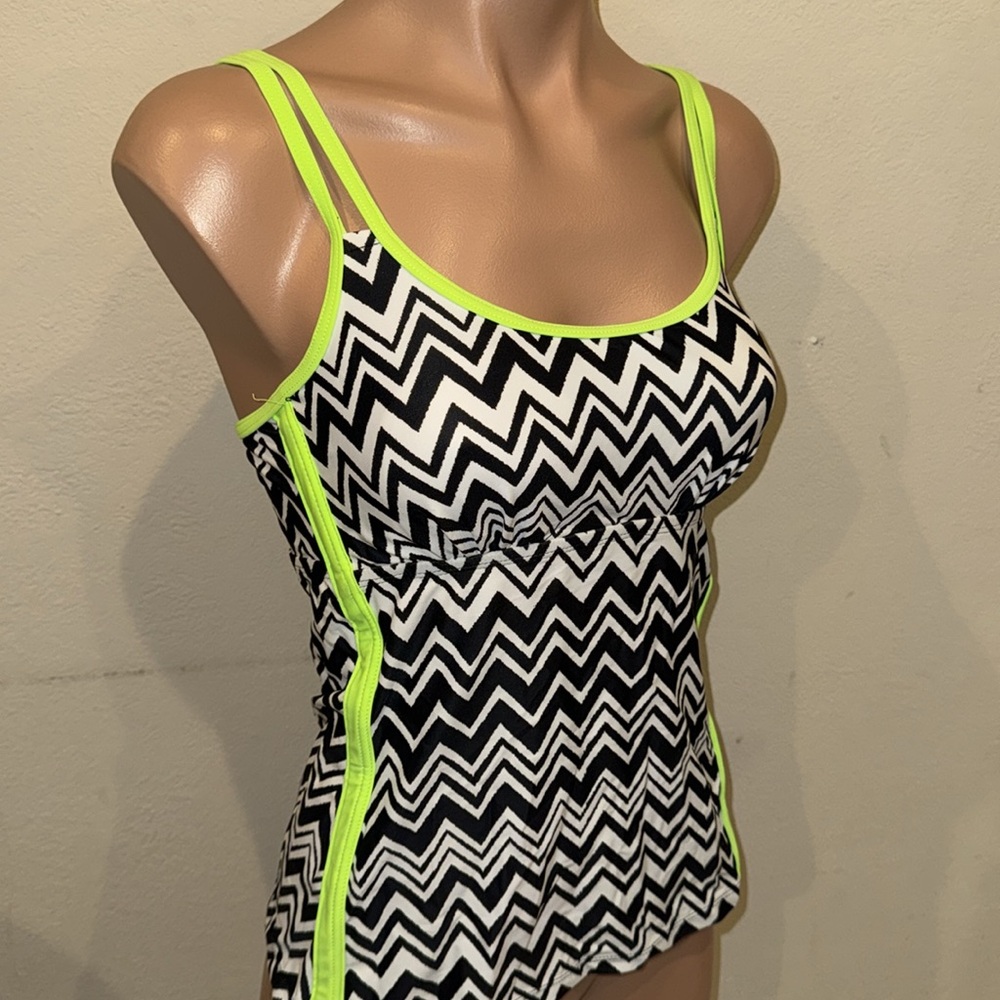 NWT Go Gossip Tankini top size S